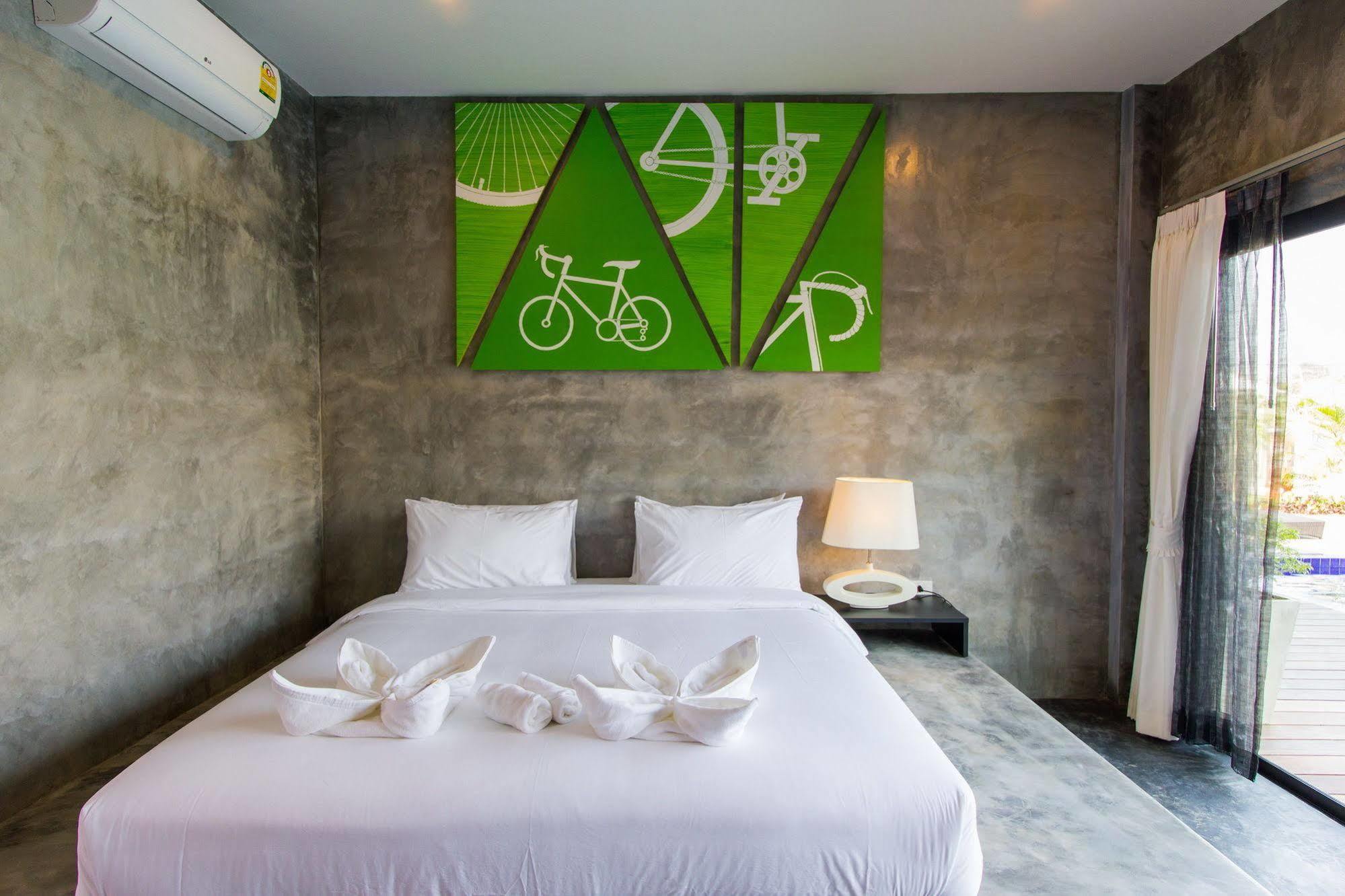 The Bike Loft Family Hostel Хуа Хин Экстерьер фото