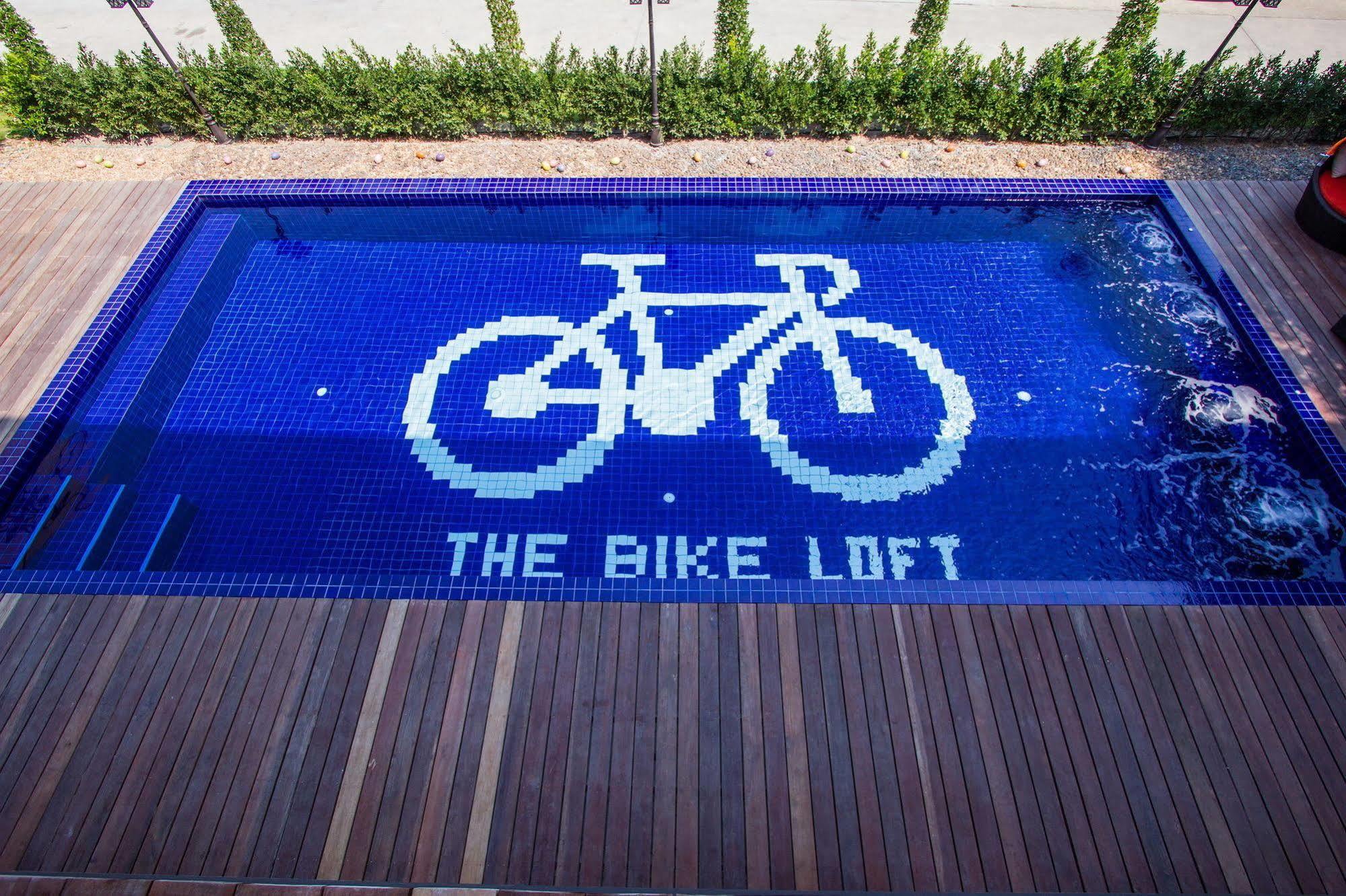 The Bike Loft Family Hostel Хуа Хин Экстерьер фото